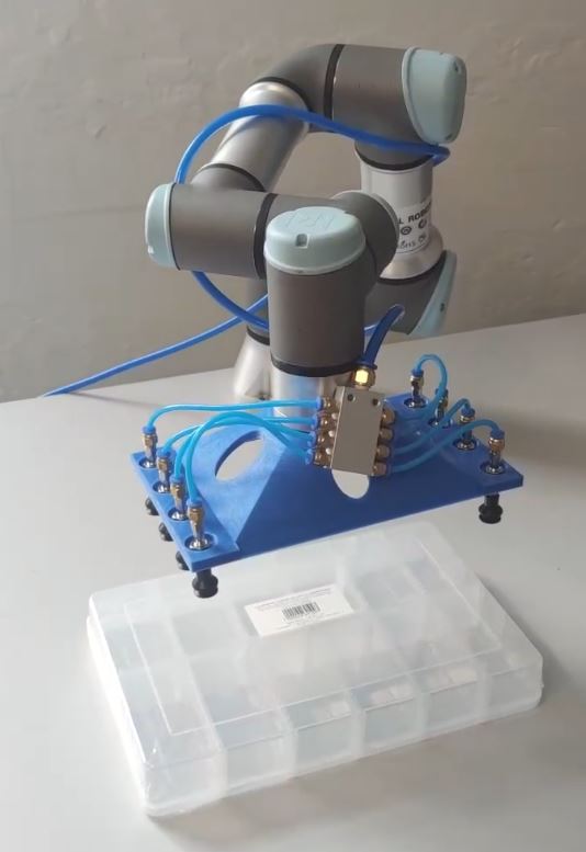 UR3 robot vacuum gripper image